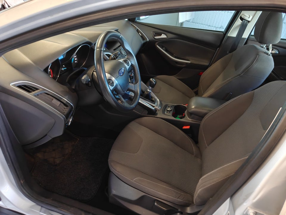 Ford Focus 1,6 TDCi 115 Trend 5d