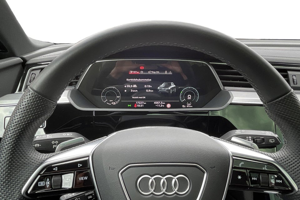 Audi SQ8 e-tron quattro 5d