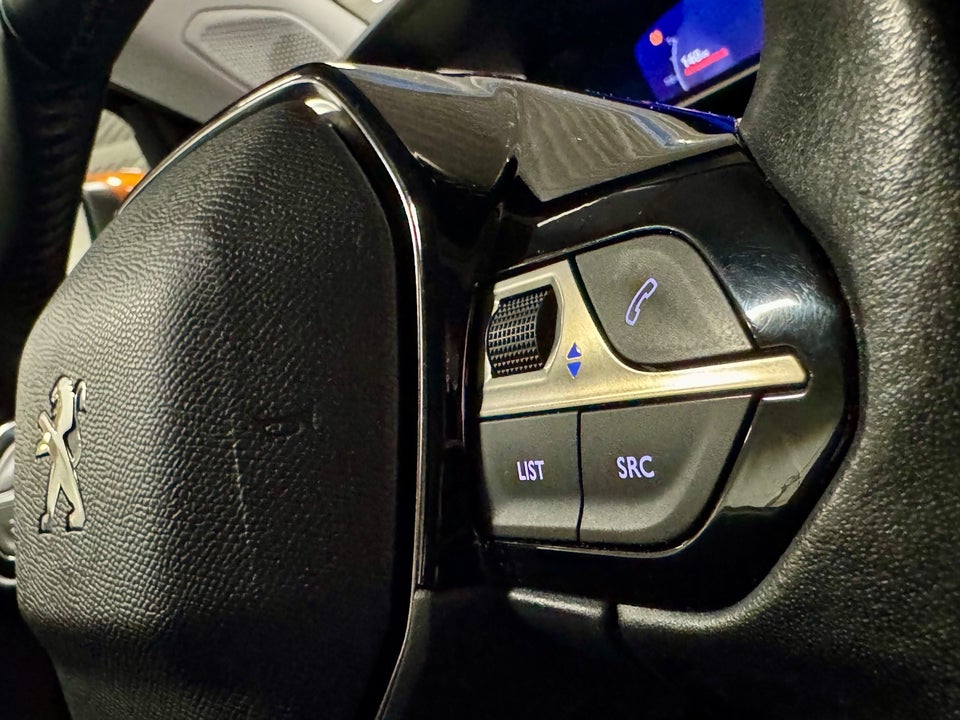 Peugeot 2008 1,2 PureTech 130 Active 5d