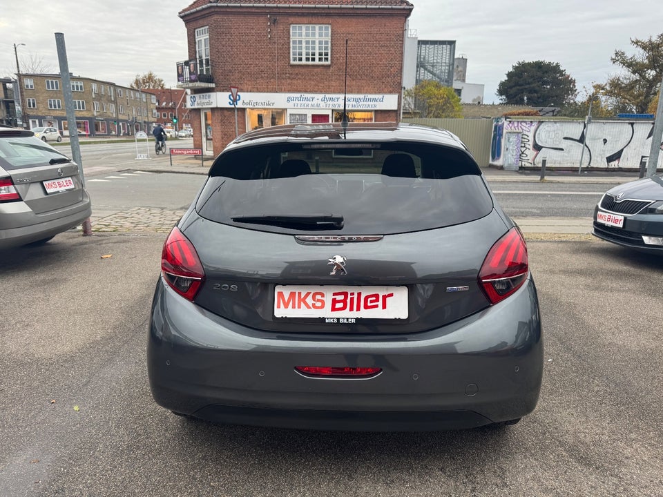 Peugeot 208 1,2 VTi 82 Allure 5d