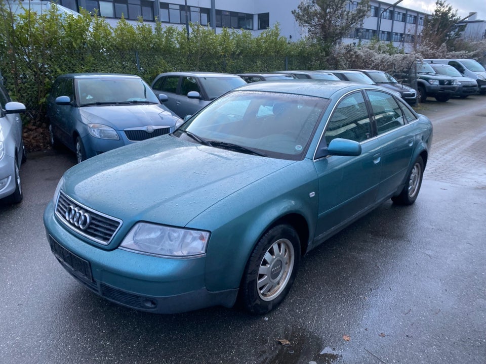Audi A6 2,4 V6 Tiptr. 4d