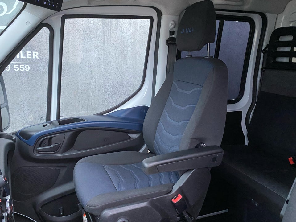 Iveco Daily 3,0 35C18 4100mm Lad AG8 2d