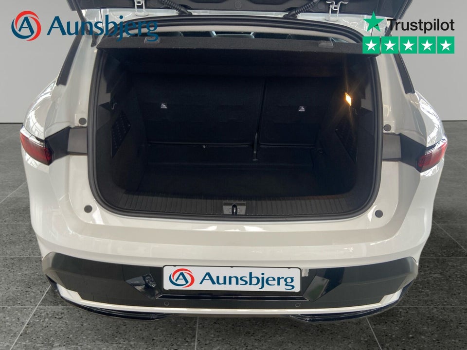 Renault Megane E-Tech 40 Equilibre 5d