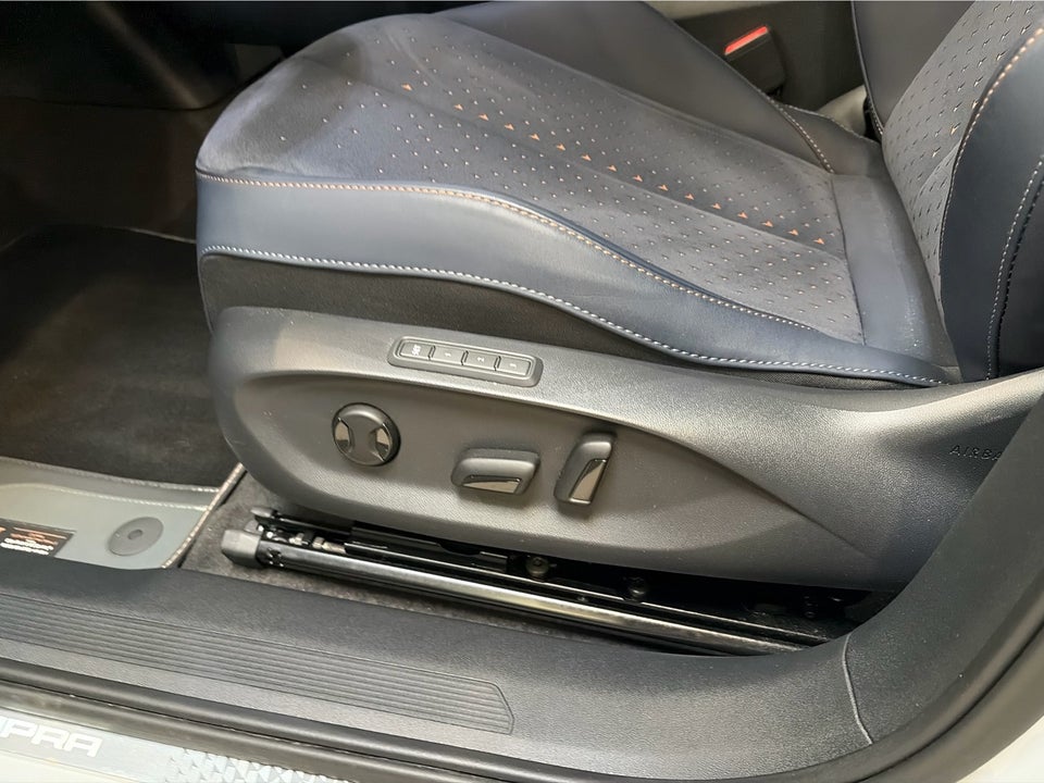 Cupra Tavascan 77 Immersive 5d