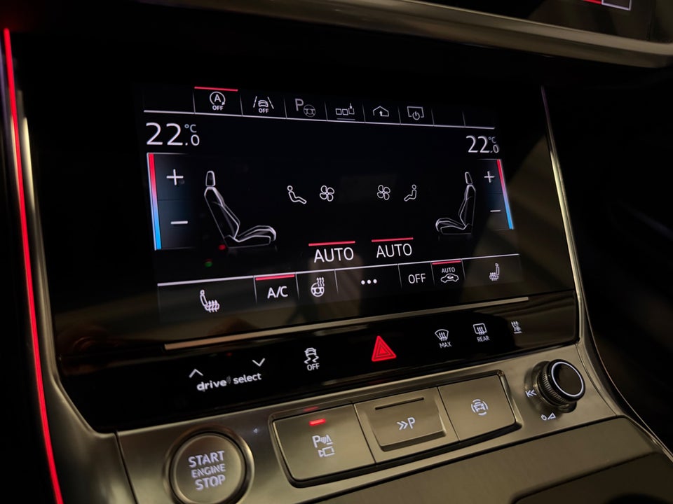 Audi A6 50 TDi S-line Avant quattro Tiptr. 5d