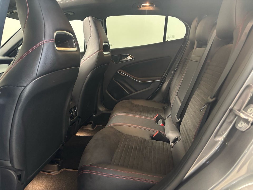 Mercedes GLA250 2,0 aut. 4Matic 5d