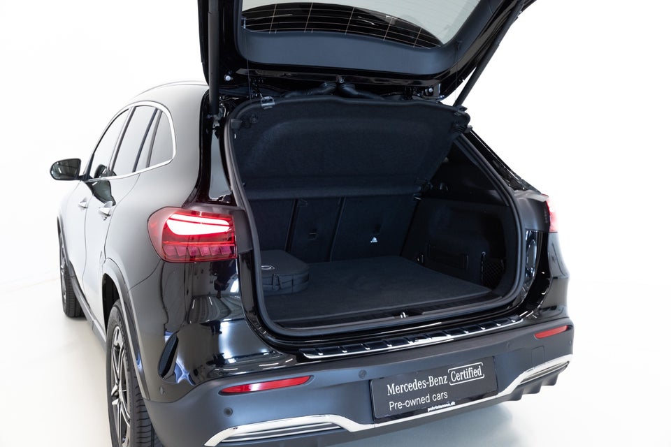 Mercedes EQA350 AMG Premium 4Matic 5d