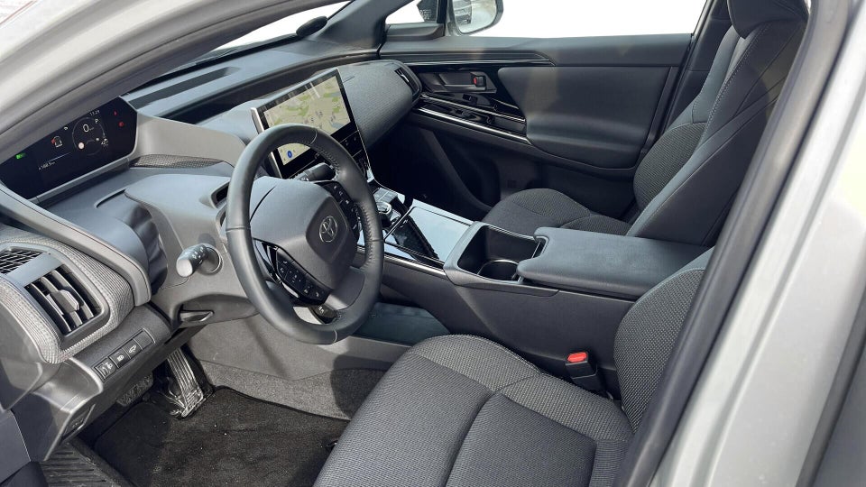 Toyota bZ4X Active 5d