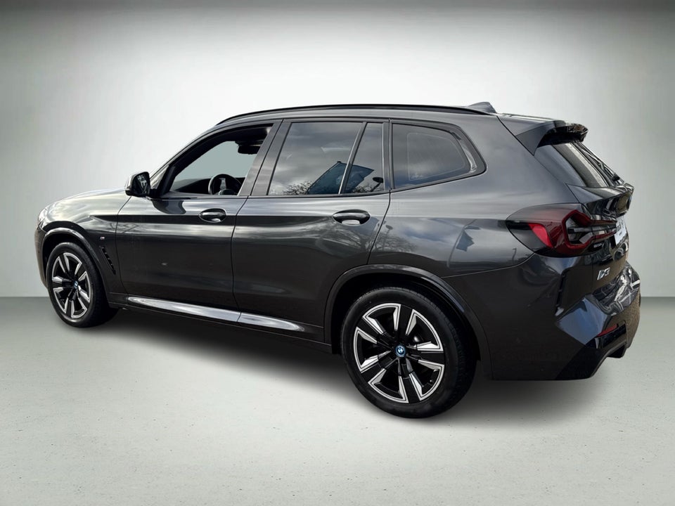 BMW iX3 Charged M-Sport 5d