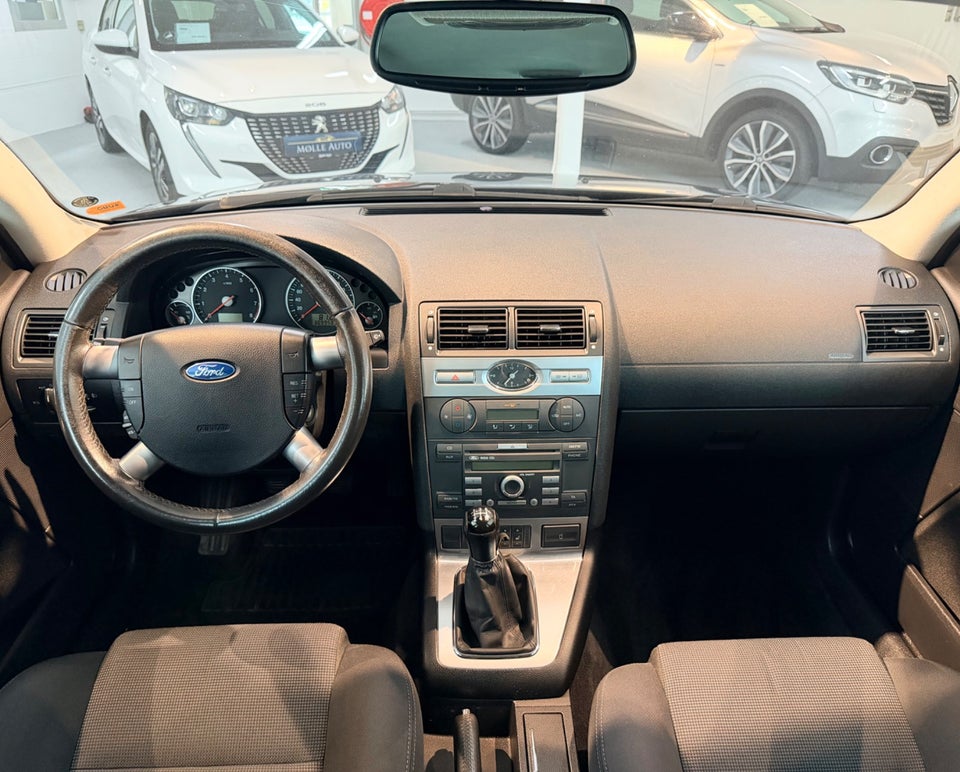 Ford Mondeo 2,0 145 Sport stc. 5d