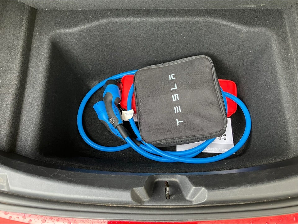 Tesla Model 3 Performance AWD 4d