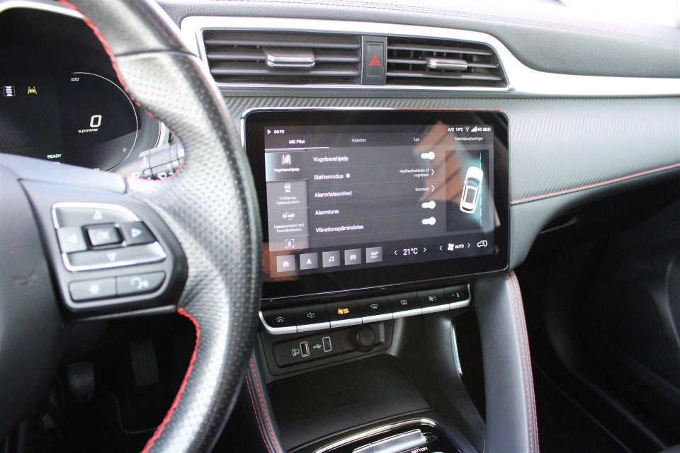 MG ZS 70 Luxury 5d