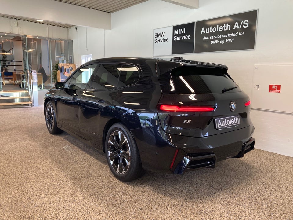 BMW iX xDrive45 M-Sport 5d