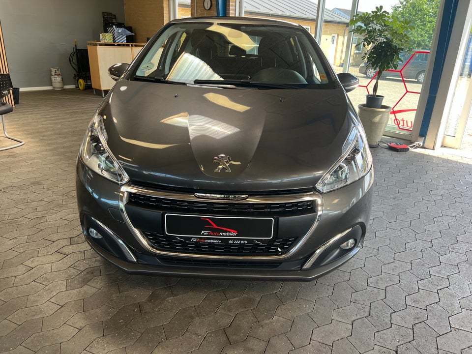 Peugeot 208 1,5 BlueHDi 100 Infinity Sky 5d