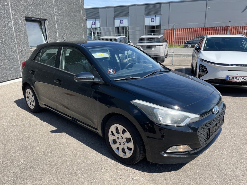 Hyundai i20 1,25 Trend 5d