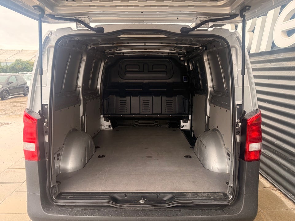 Mercedes Vito 114 2,0 CDi Complete aut. L RWD