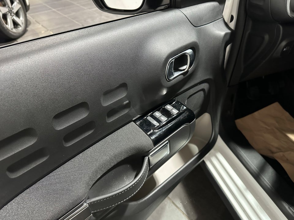 Citroën C3 1,2 PureTech 83 Attraction Van 5d