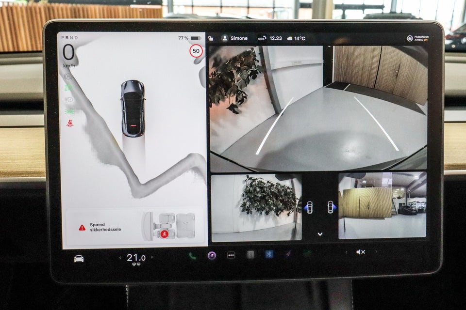 Tesla Model Y Long Range AWD 5d