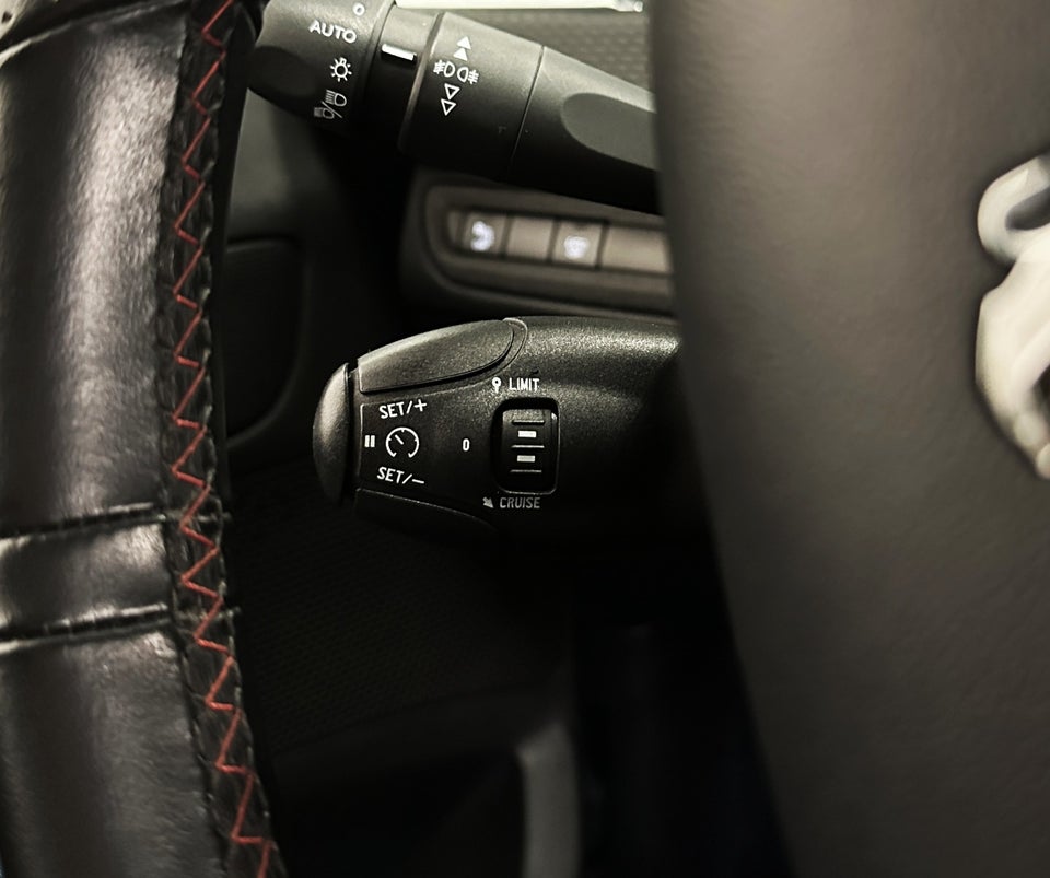 Peugeot 2008 1,5 BlueHDi 120 GT Line Sky EAT6 5d