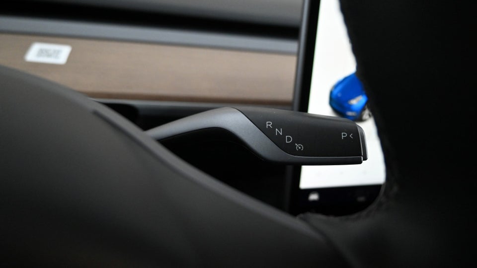 Tesla Model Y Long Range AWD 5d