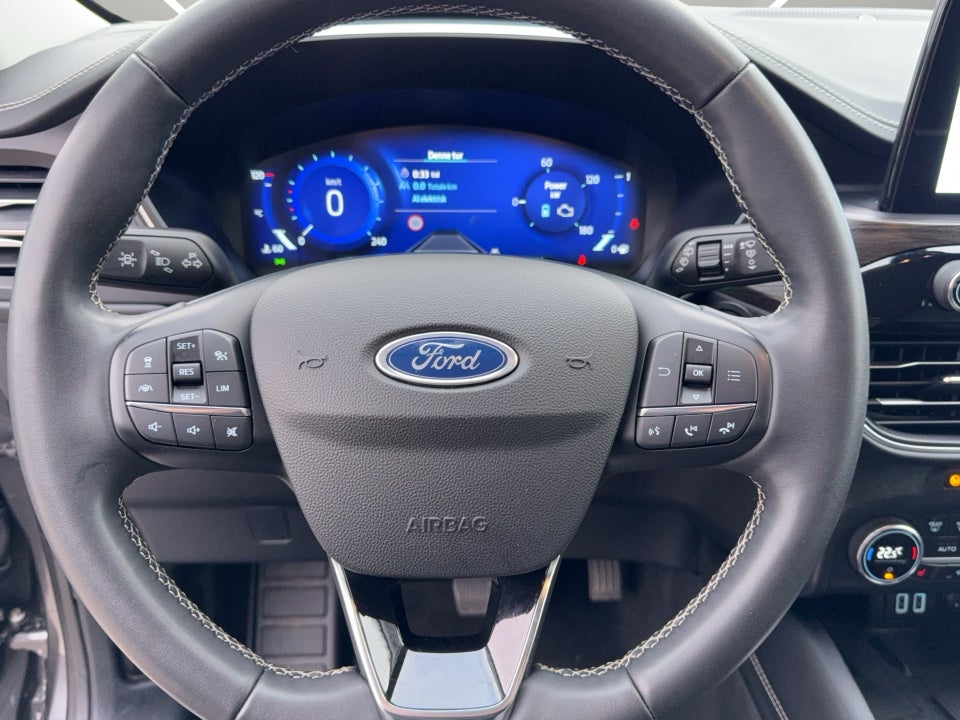 Ford Kuga 2,5 PHEV Vignale CVT 5d