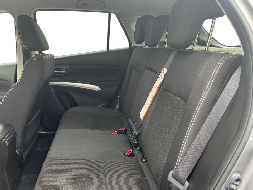 Suzuki S-Cross 1,0 Boosterjet Exclusive 5d