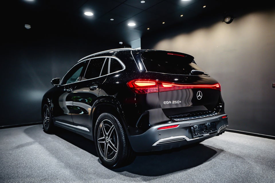 Mercedes EQA250+ AMG Premium 5d