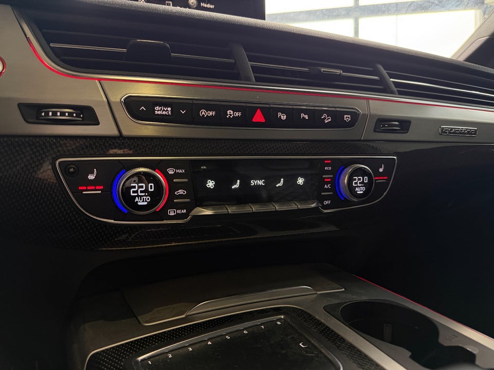 Audi SQ7 4,0 TDi quattro Tiptr. 7prs 5d