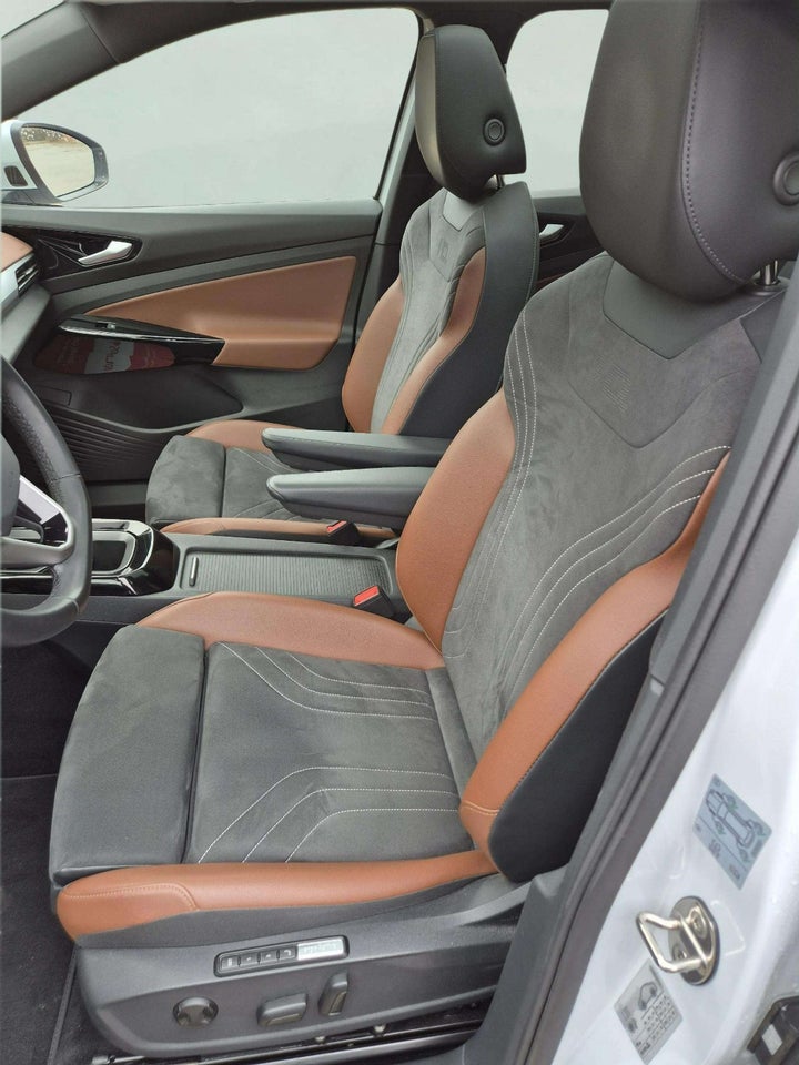 VW ID.4 77 Pro Performance Tech 5d