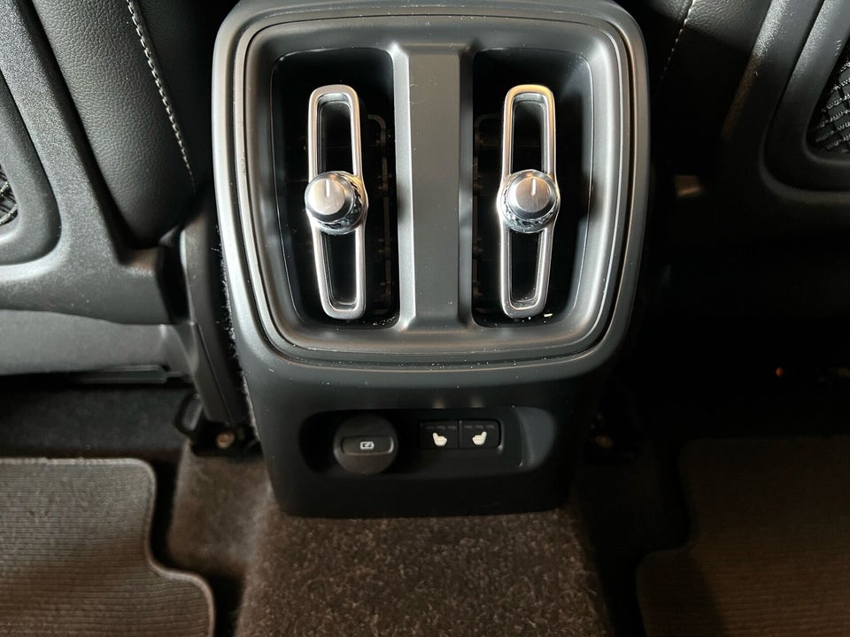 Volvo XC40 2,0 D4 190 Inscription aut. AWD 5d