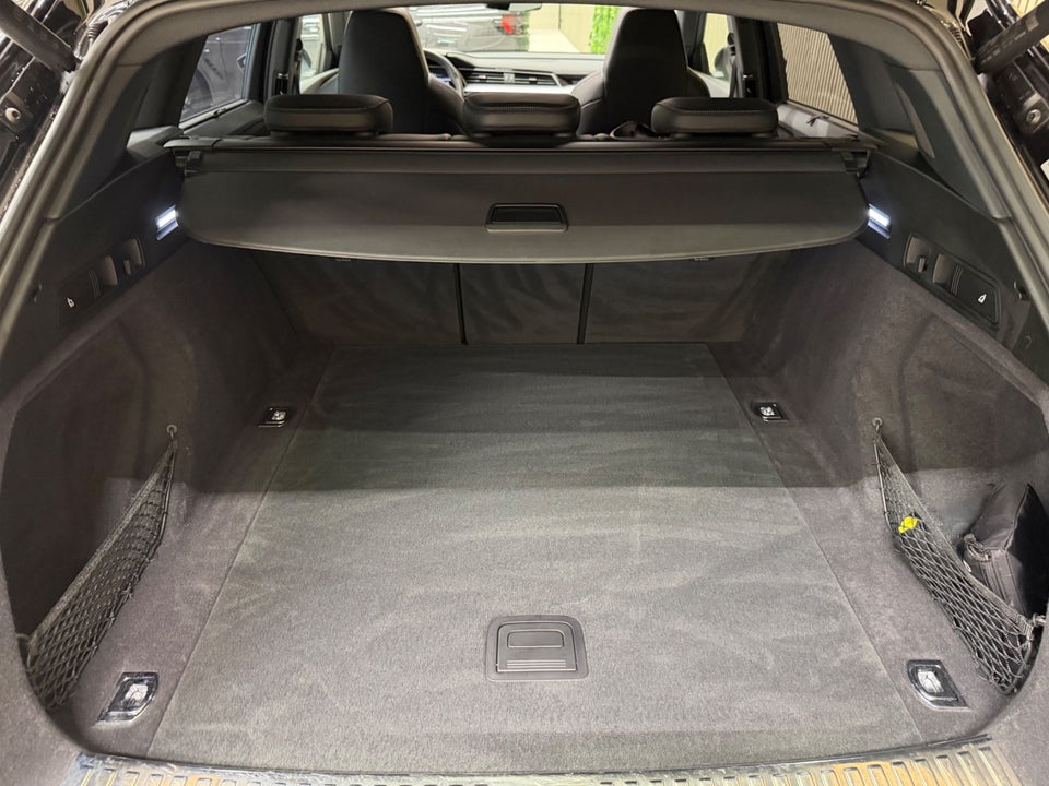 Audi e-tron 55 S-line quattro 5d