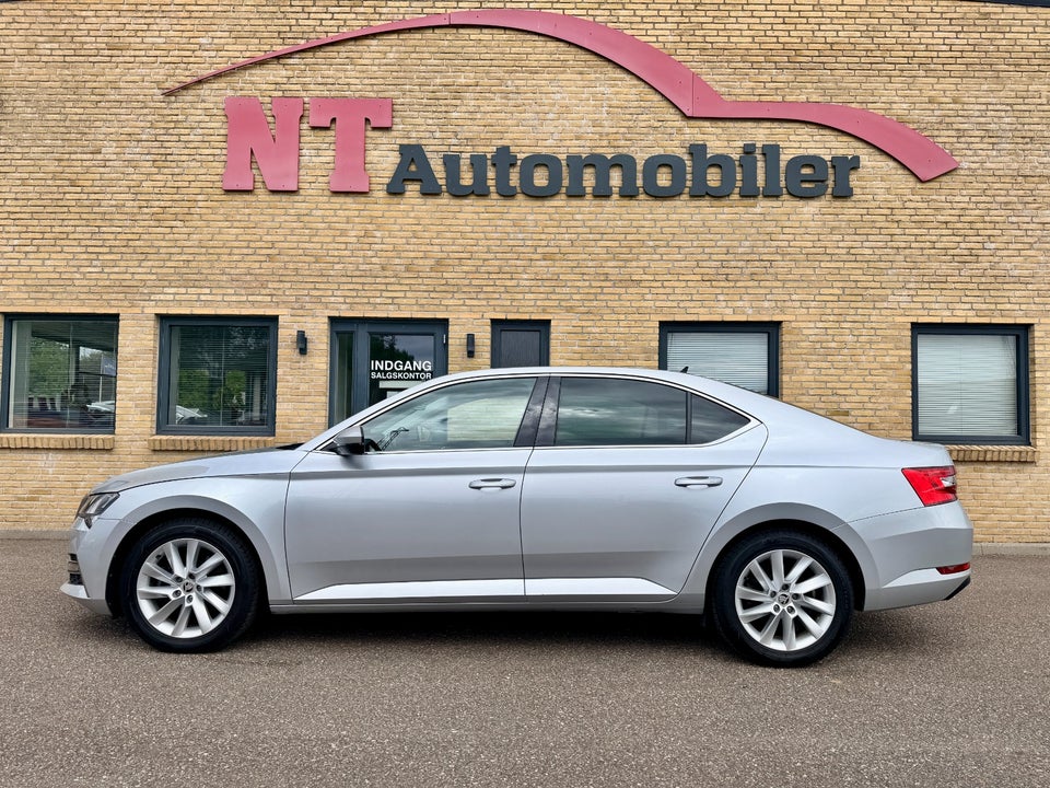 Skoda Superb 1,4 TSi iV Plus DSG 5d