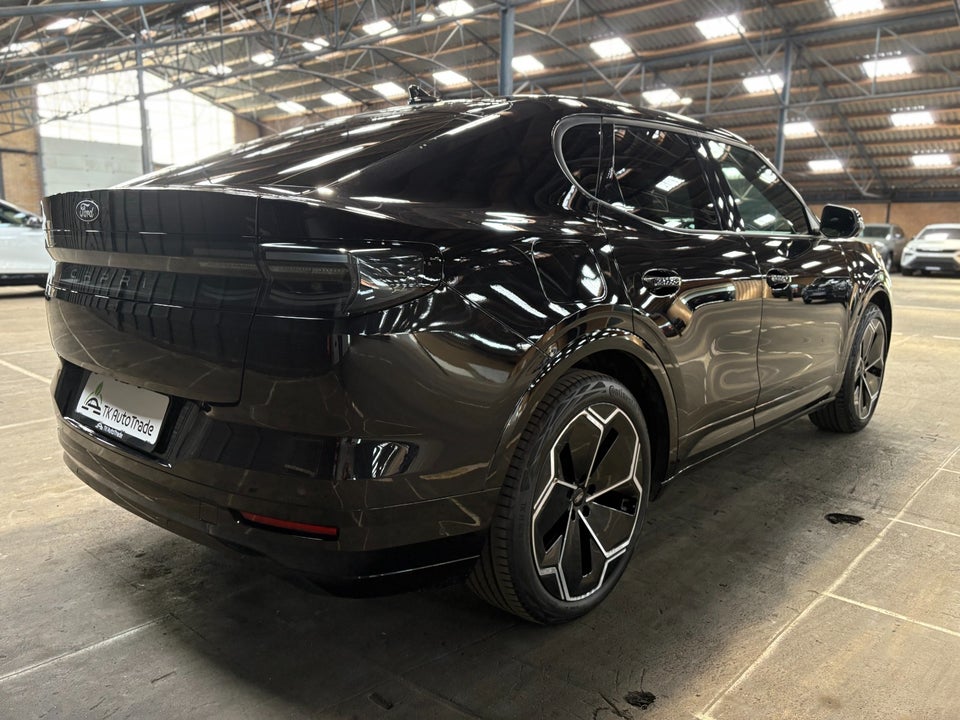 Ford Capri 77 Premium Extended Range 5d