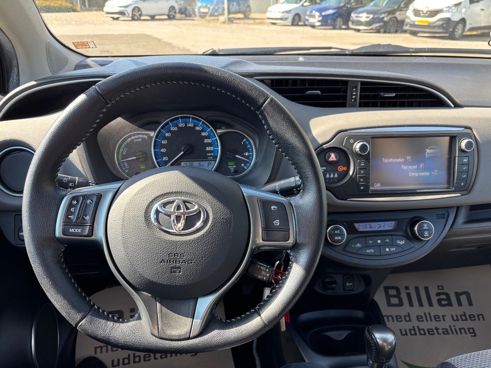 Toyota Yaris 1,5 Hybrid H1 e-CVT 5d