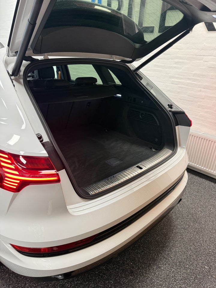 Audi e-tron 55 Black Edition S-line quattro 5d