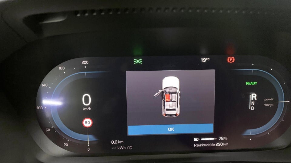 Volvo XC40 P8 ReCharge Twin Plus 5d