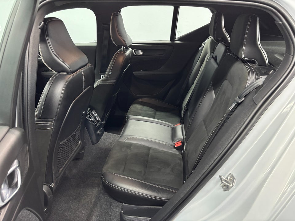 Volvo XC40 1,5 T5 ReCharge R-Design aut. 5d