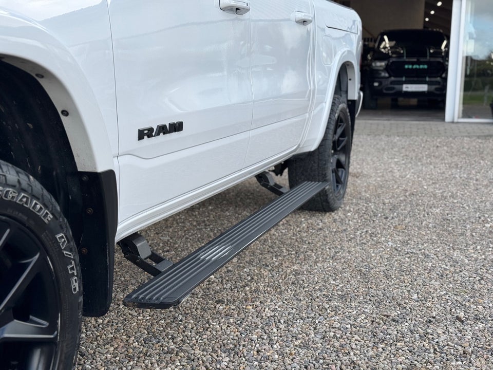 Dodge RAM 1500 5,7 V8 Laramie Crew Cab aut. 4x4 4d