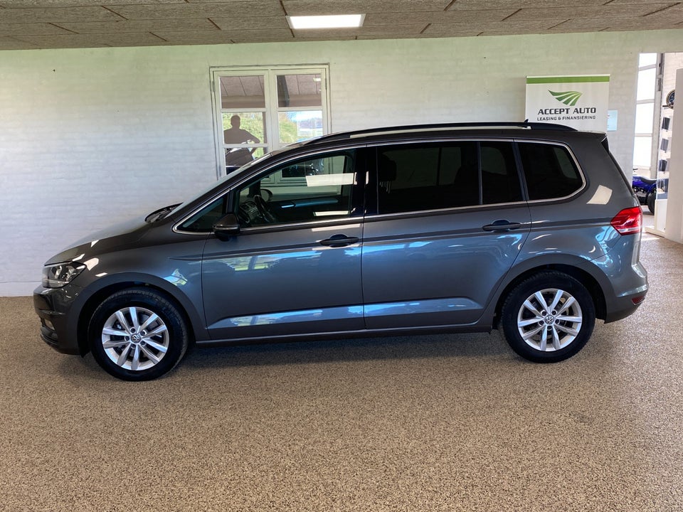 VW Touran 1,6 TDi 115 Comfortline DSG 7prs 5d