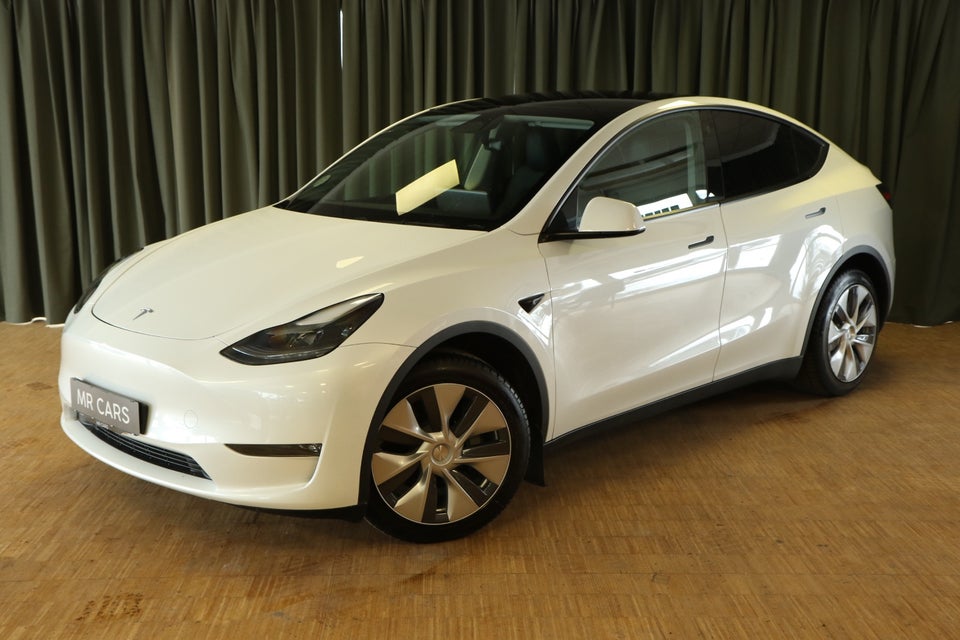 Tesla Model Y Long Range AWD 5d