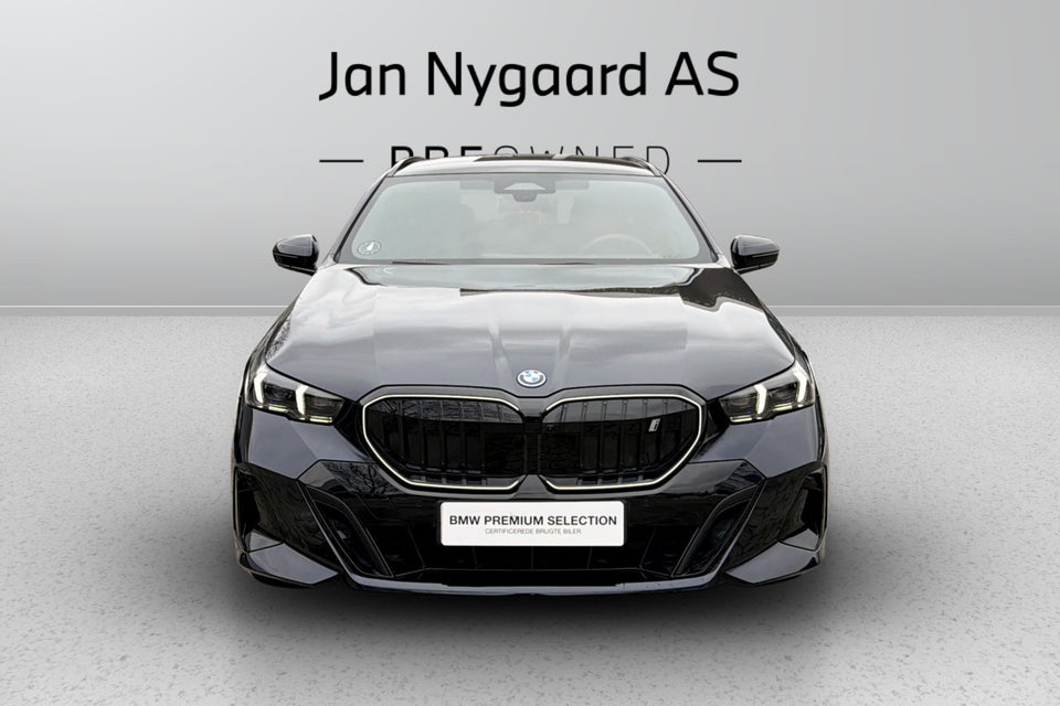 BMW i5 eDrive40 Touring Supercharged 5d