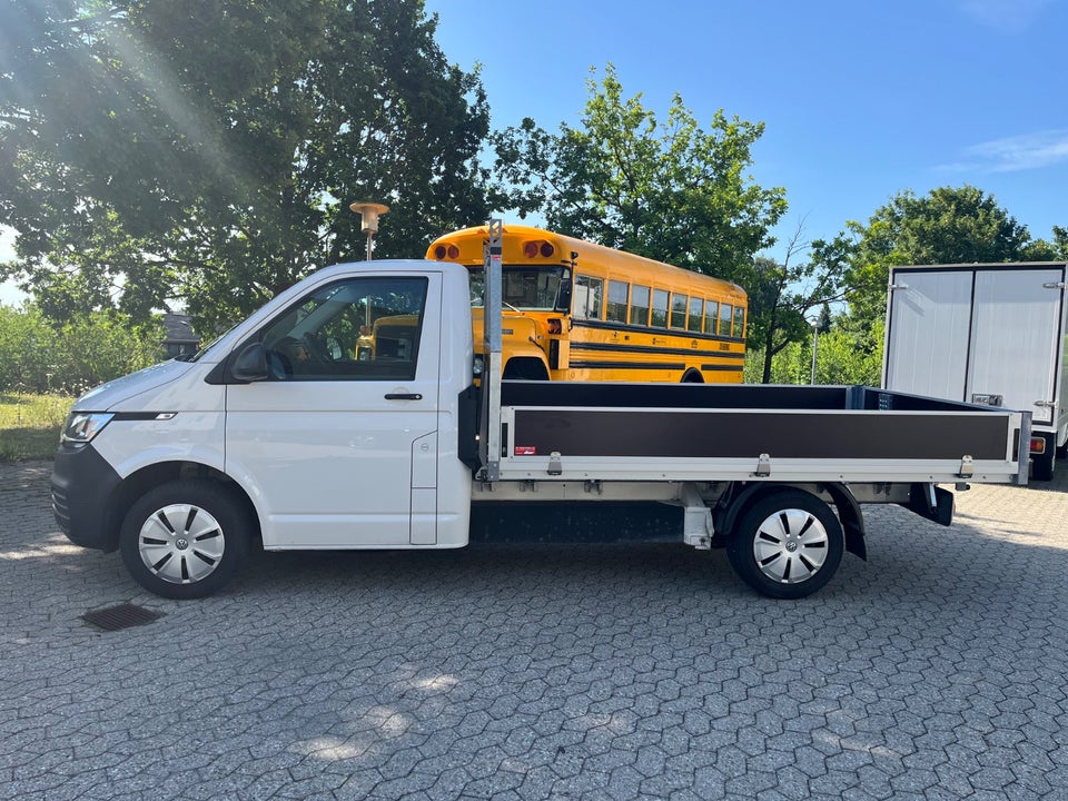 VW Transporter 2,0 TDi 110 Ladvogn lang