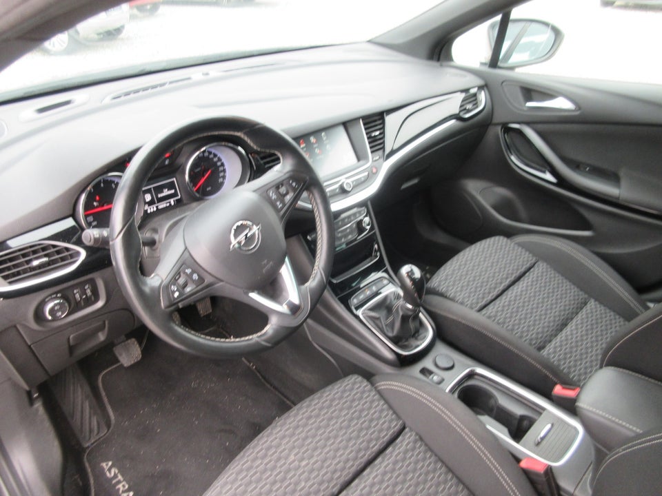 Opel Astra 1,4 T 150 Dynamic Sports Tourer 5d