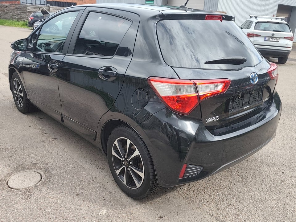 Toyota Yaris 1,5 Hybrid H2 Premium e-CVT 5d