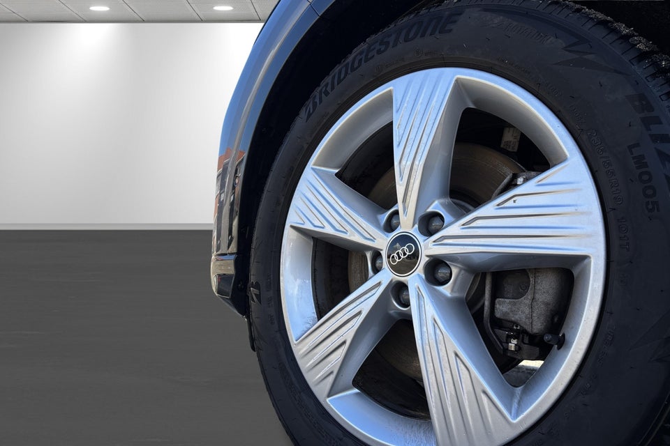 Audi Q4 e-tron 45 S-line Edition 5d