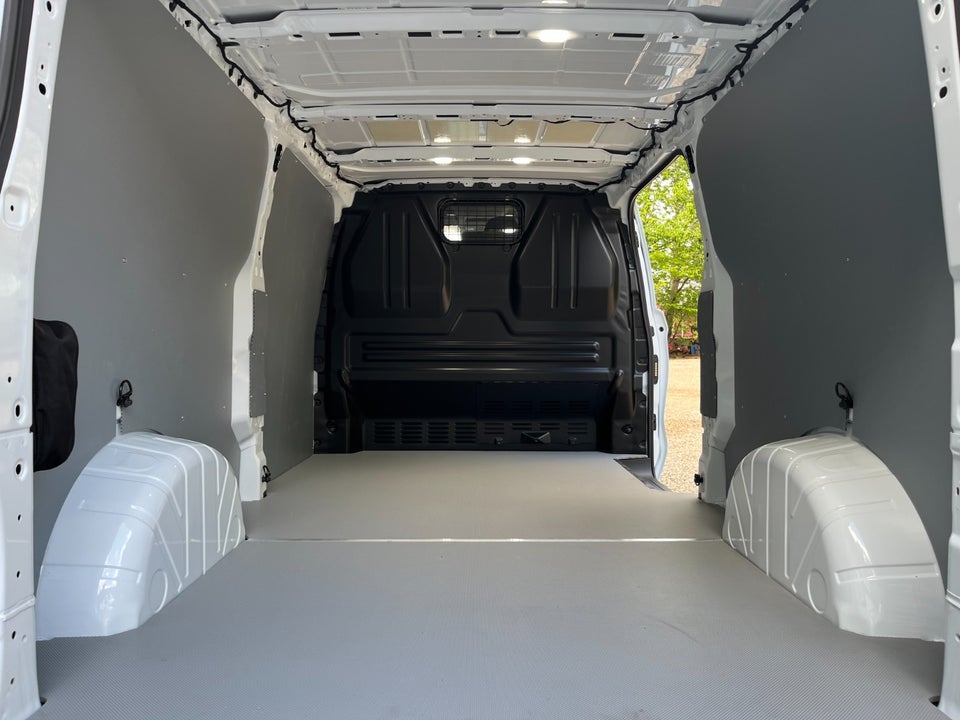 Ford Transit Custom 320 L2 2,0 EcoBlue Trend aut.