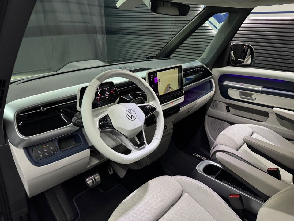 VW ID.Buzz 77 Pro SWB 5d