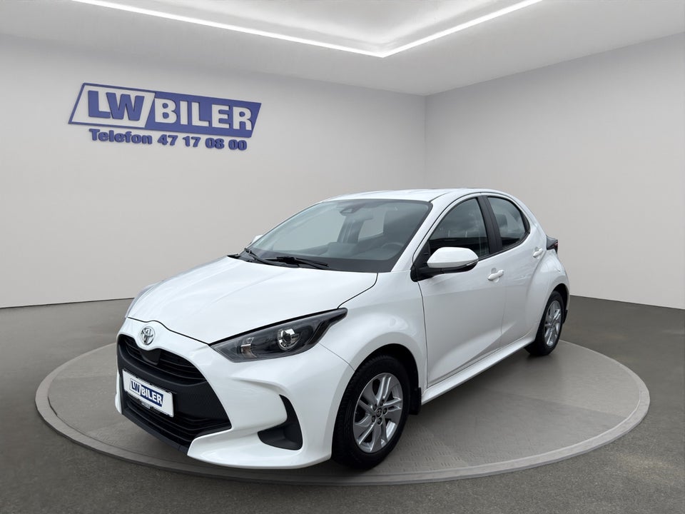 Toyota Yaris 1,0 Active 5d