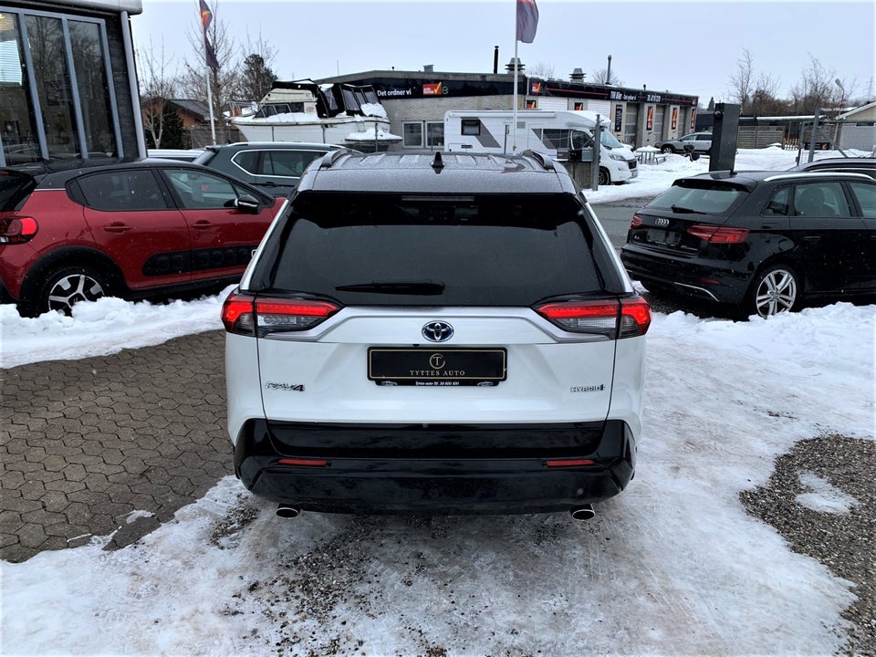 Toyota RAV4 2,5 Hybrid H3 Business MDS 5d