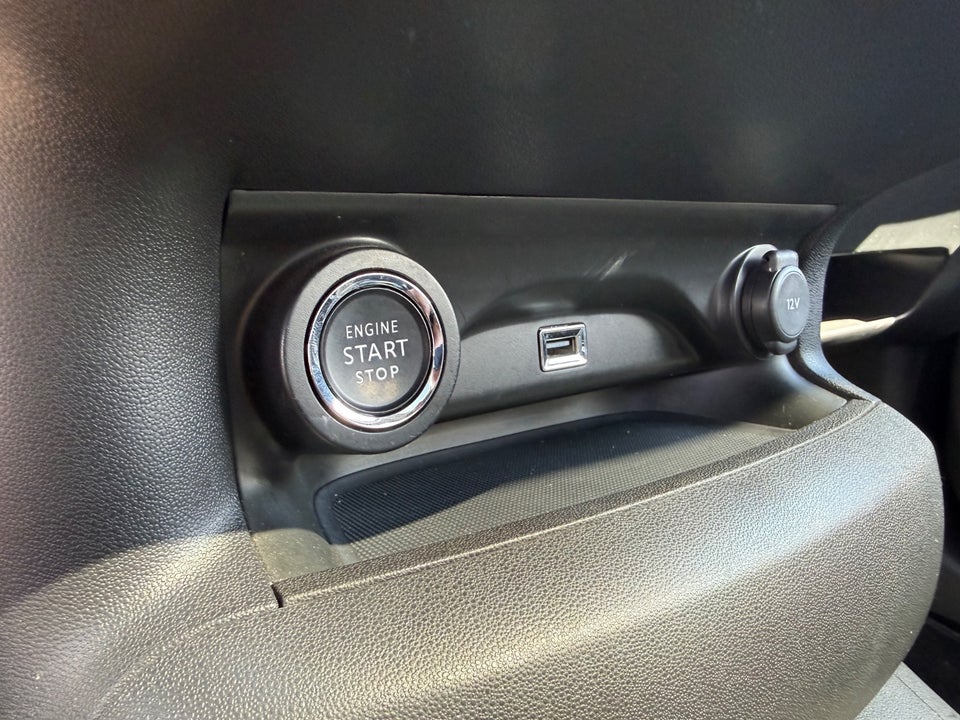 Citroën C4 Cactus 1,2 PureTech 130 SkyLine 5d